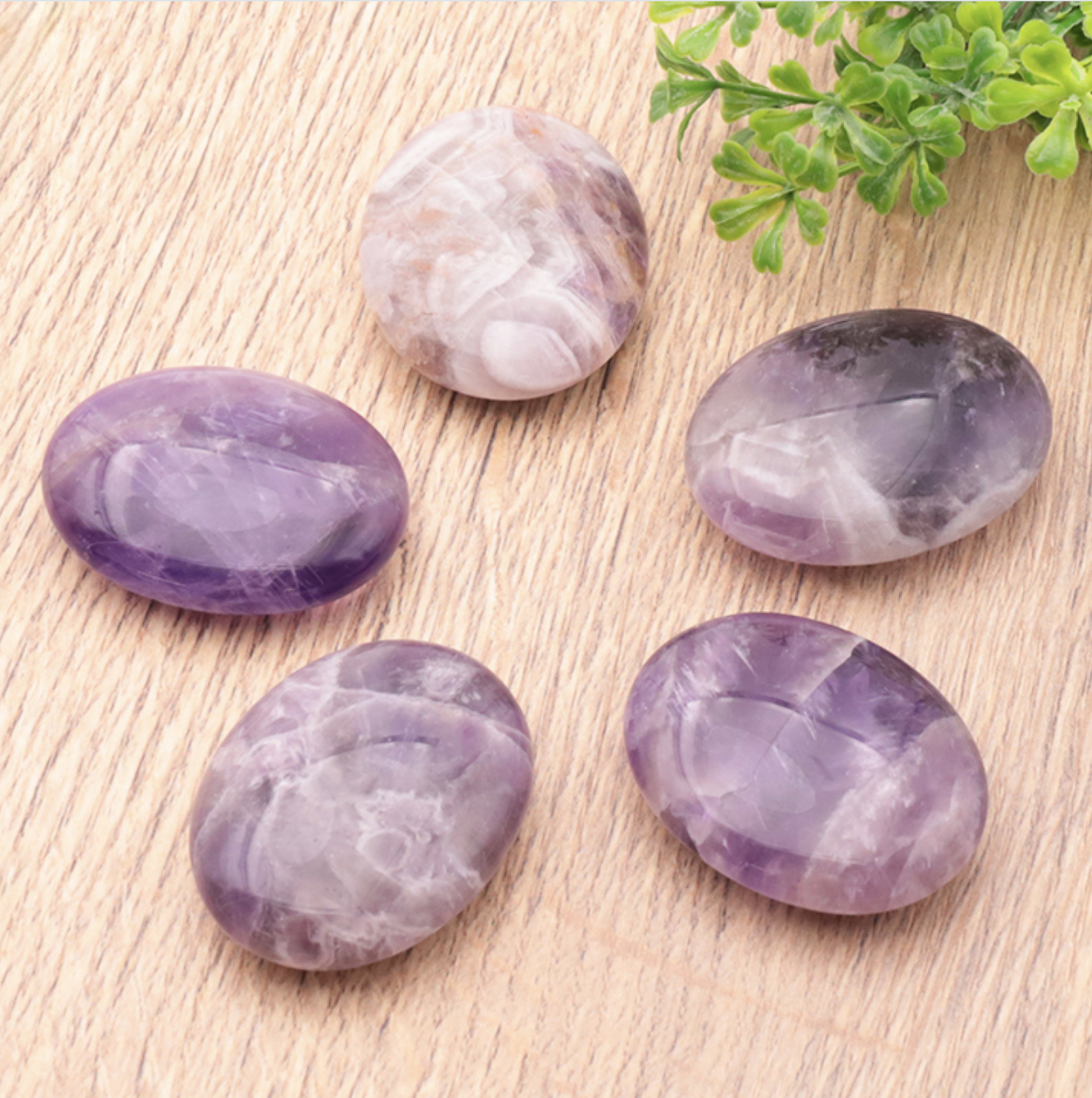 GALET 45MM AMÉTHYSTE RUBANÉE BRÉSIL A