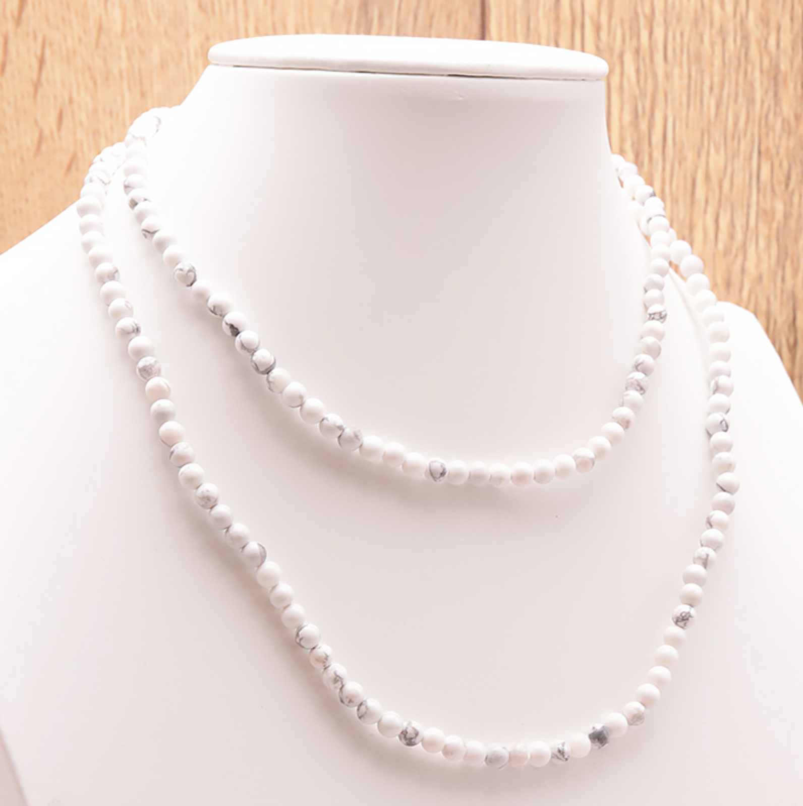 COLLIER BOULE 04MM HOWLITE BLANCHE A