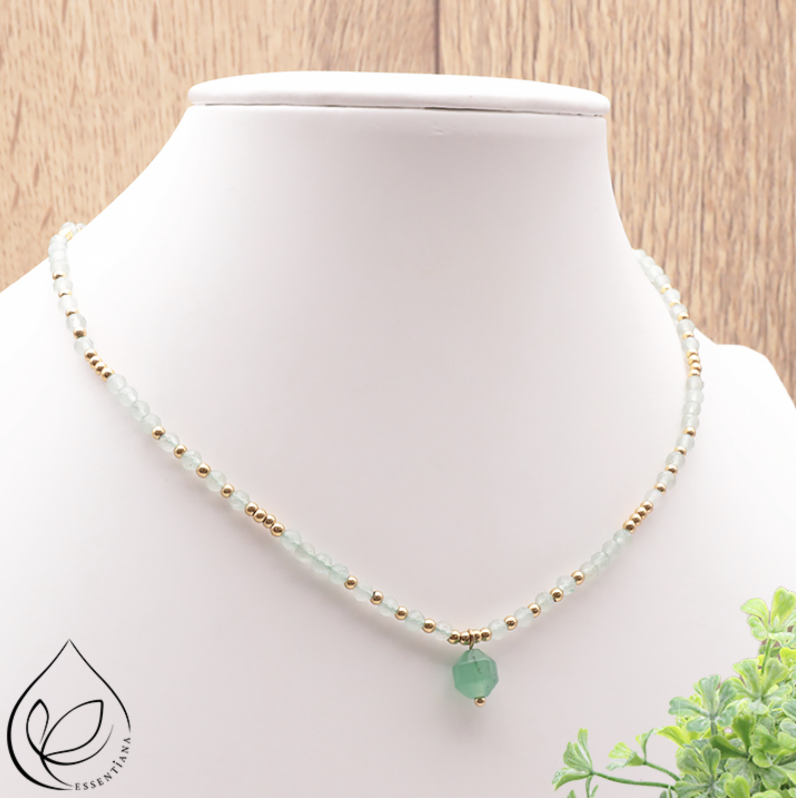 COLLIER AURÉLA DORÉ AVENTURINE VERTE A