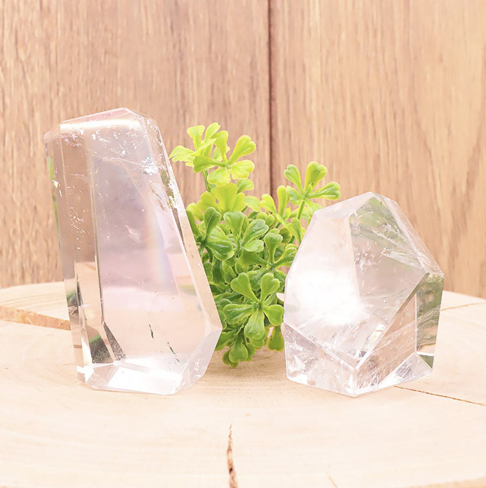 CRISTAUX TAILLÉS CRISTAL DE ROCHE AAA 120 À 140G (1 PIÈCE)