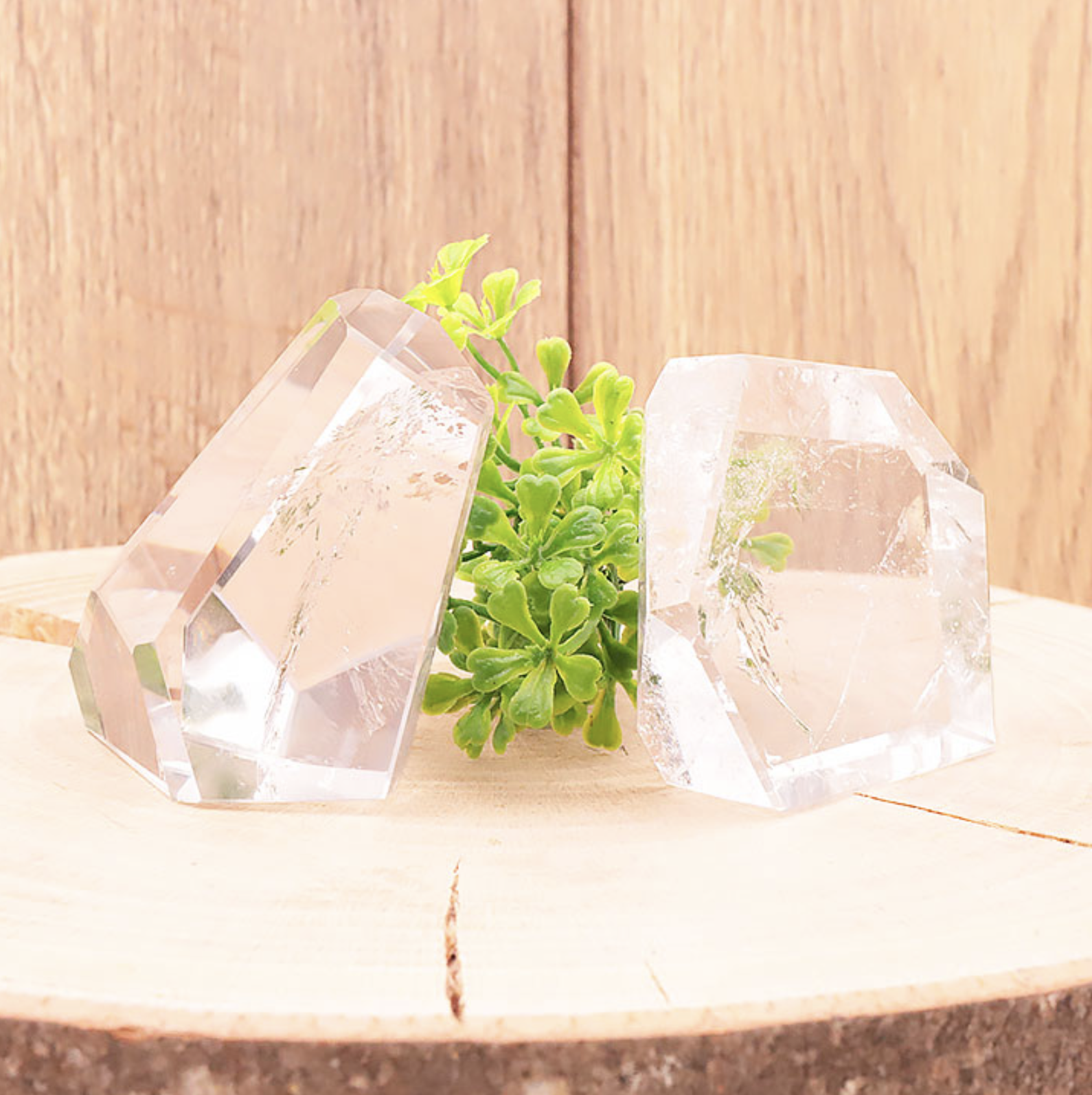 CRISTAUX TAILLÉS CRISTAL DE ROCHE AAA 140 À 160G (1 PIÈCE)