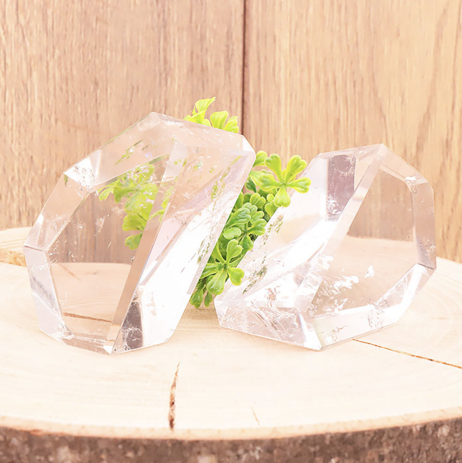 CRISTAUX TAILLÉS CRISTAL DE ROCHE AAA 220 À 240G (1 PIÈCE)