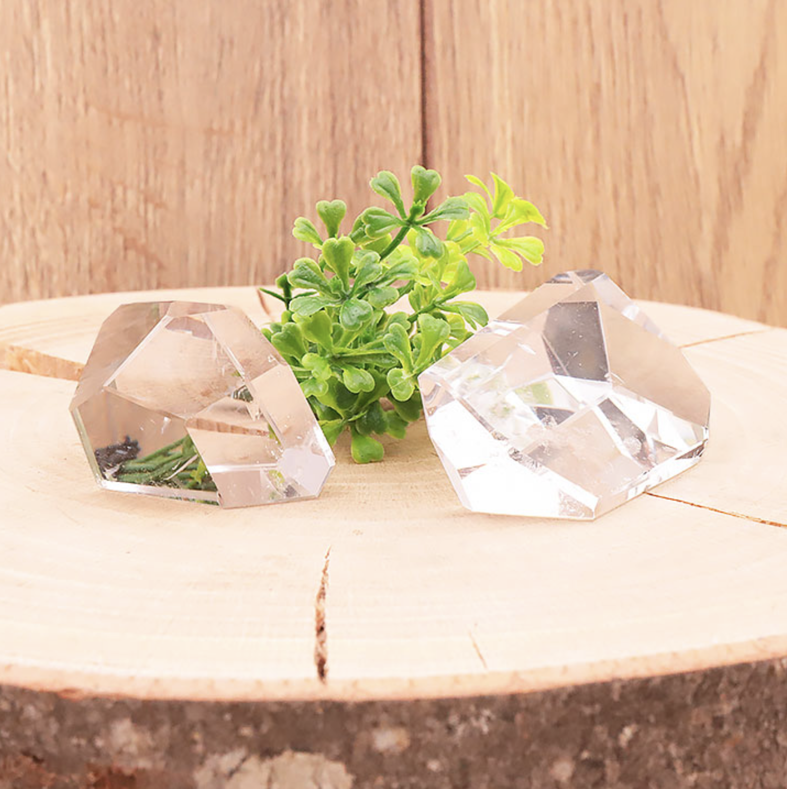 CRISTAUX TAILLÉS CRISTAL DE ROCHE AAA 60 À 80G (1 PIÈCE)